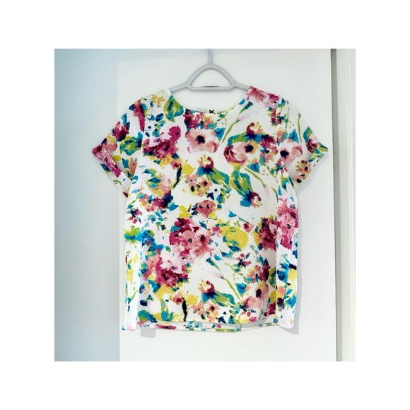 Beautiful Everly Top - Picture 5 of 6